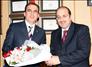  29 Mart Mahalli İdareler Seçimleri sonucu Selçuklu Belediye Başkanı seçilen Uğur İbrahim Altay (solda), görevi eski başkan Adem Esenden törenle devraldı.