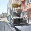 ŞAHİNBEY BELEDİYESİ FEN İŞLERİ MÜDÜRLÜĞÜ EKİPLERİ, HAVALARIN ISINMASIYLA BİRLİKTE İLÇE GENELİNDE HUMMALI BİR ŞEKİLDE ASFALT KAPLAMA ÇALIŞMASINA BAŞLADI.   (İHA/GAZİANTEP-İHA)