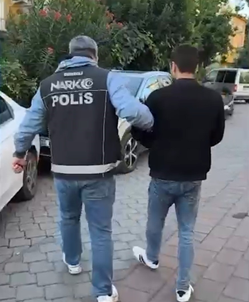Denizli’de düzenlenen uyuşturucu operasyonunda 10 şüpheli tutuklandı - 7
