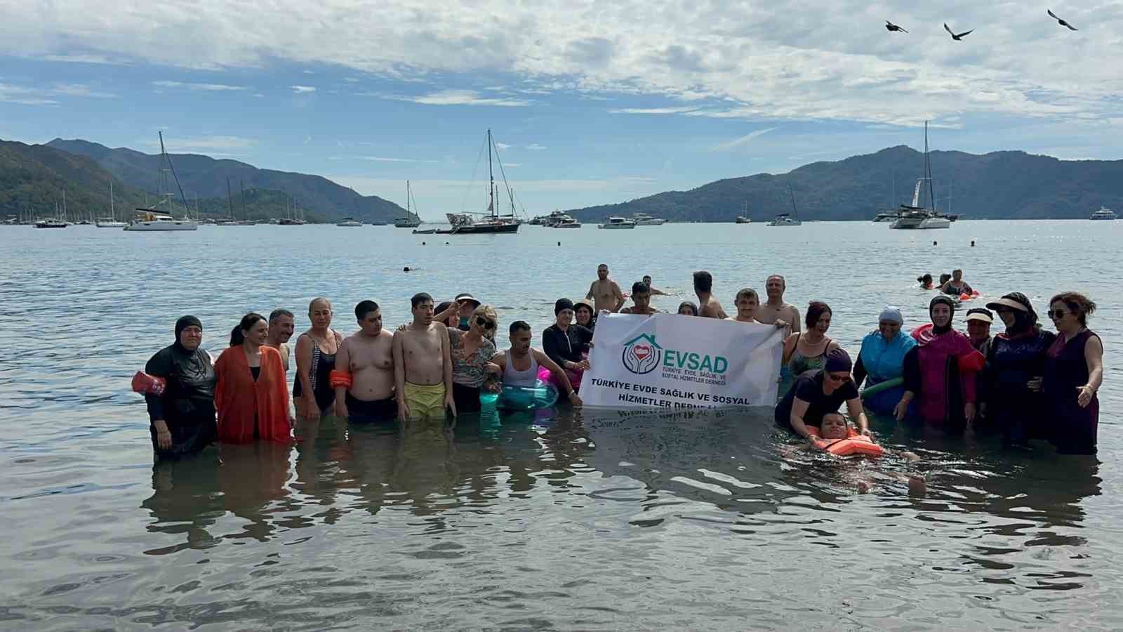 Marmaris’in en özel misafirleri ‘İlk kez denizi Marmaris’te gördüler’